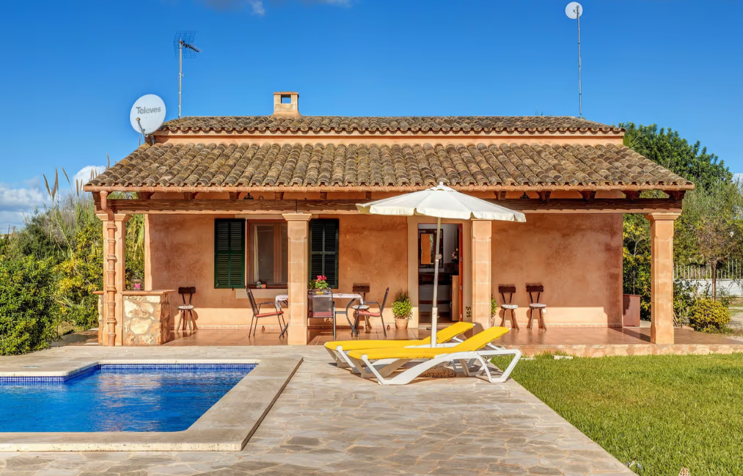 Finca dans un endroit paisible et avec piscine privée 