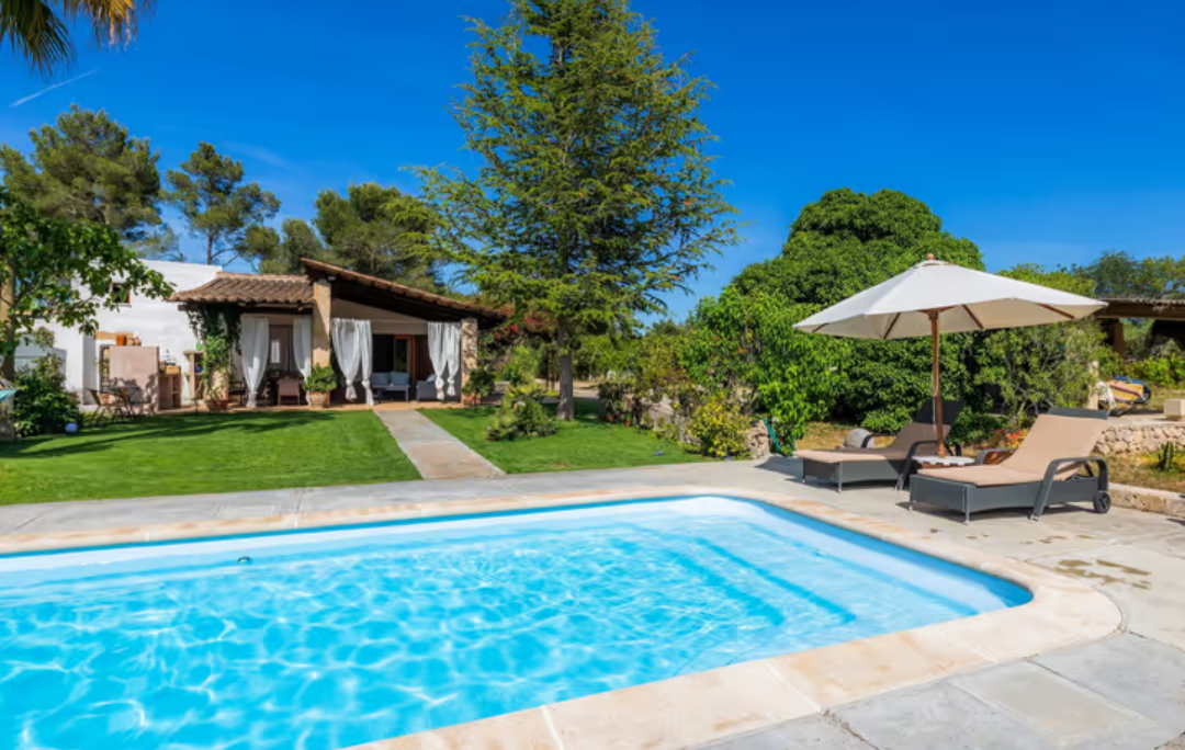 Belle Finca avec jardin et piscine privée 