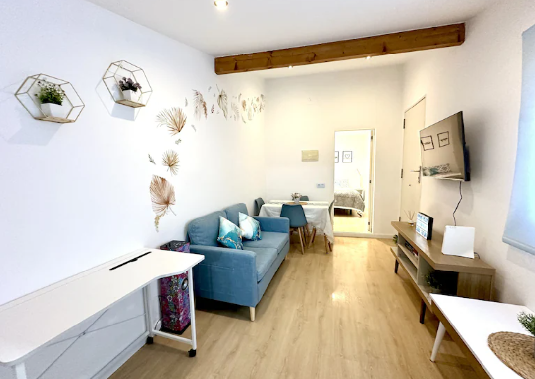 Appartement près de la plage, idéal pour les nomades numériques, les étudiants ou les travailleurs.