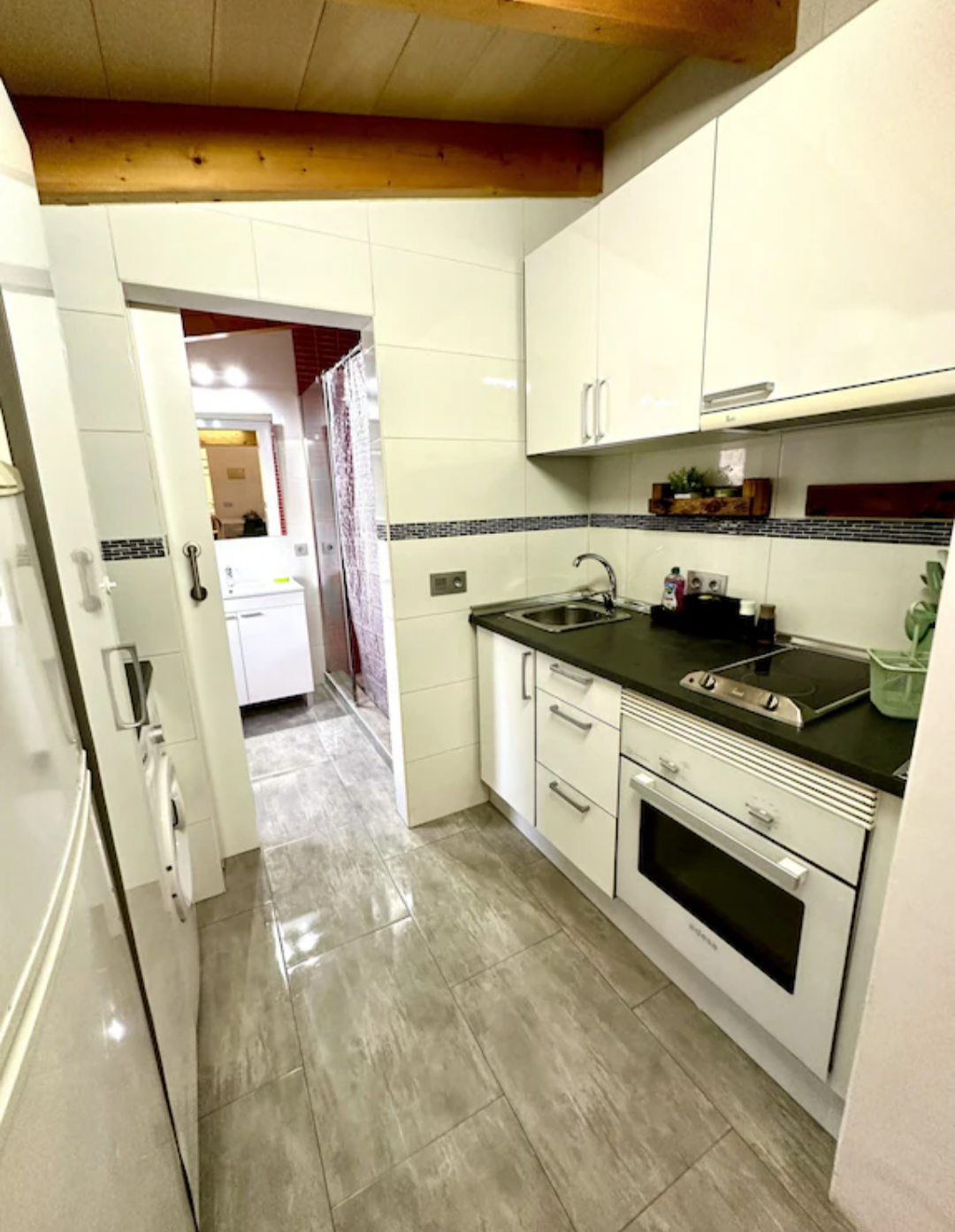 Appartement près de la plage, idéal pour les nomades numériques, les étudiants ou les travailleurs.