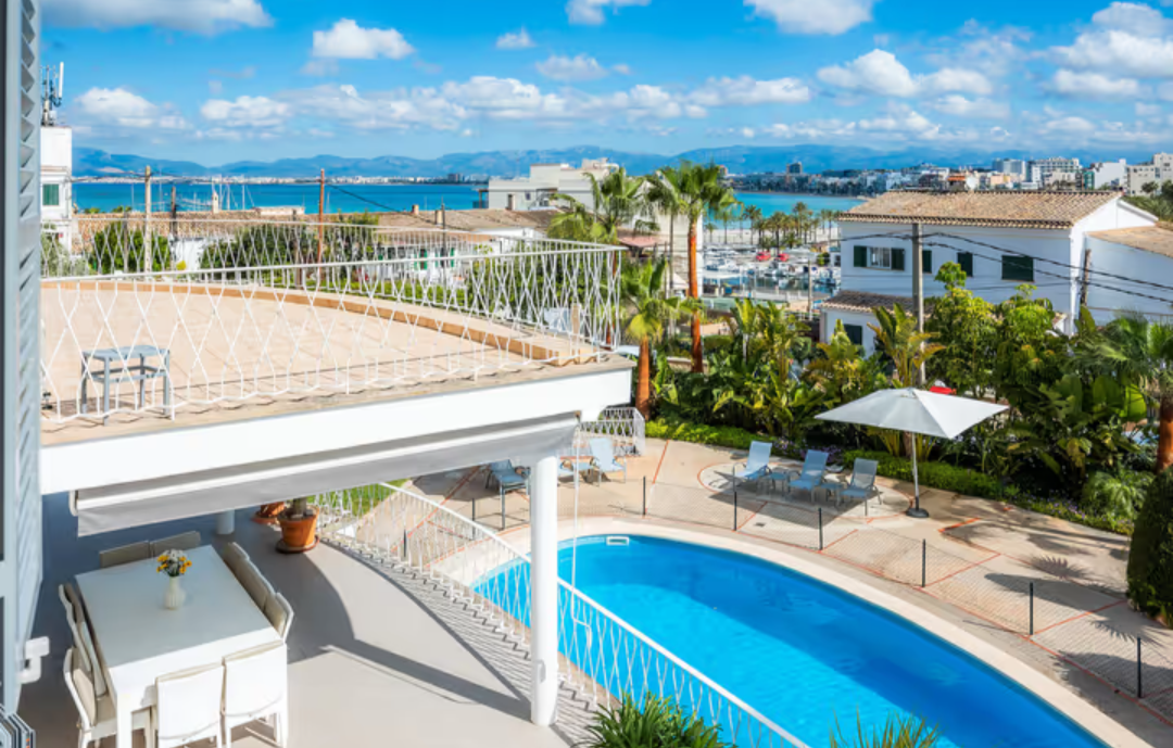 Villa "Moderne" avec piscine et vue sur la mer