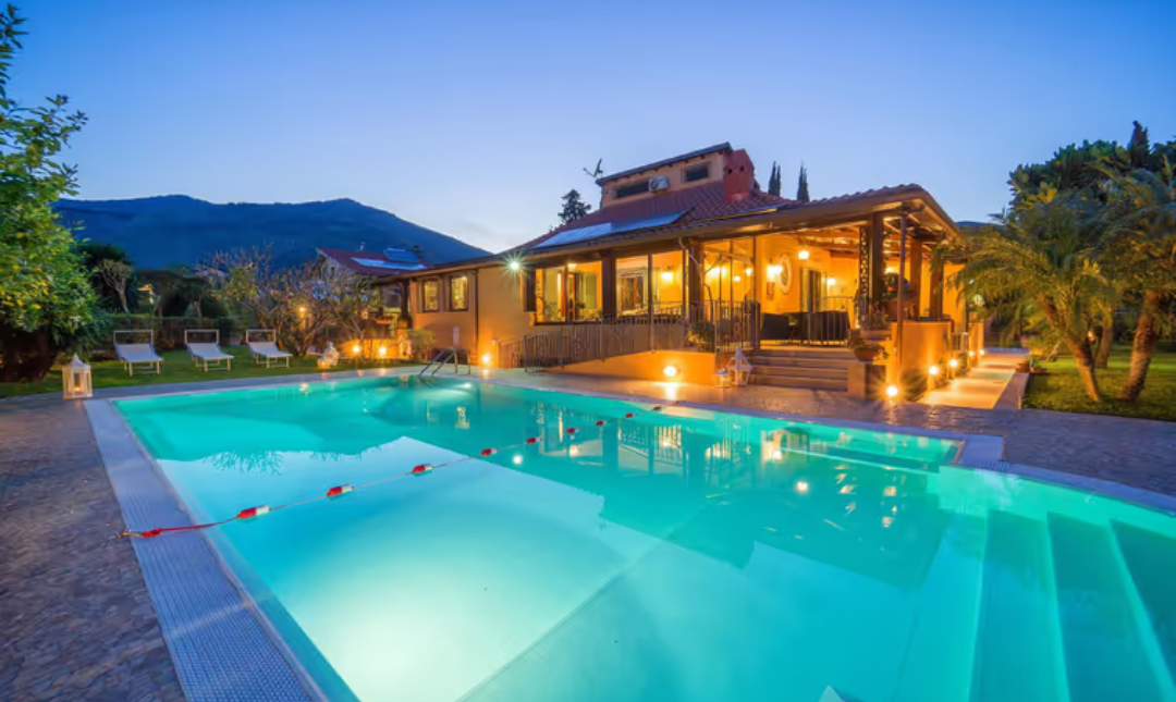 Villa somptueuse avec piscine privée et climatisation 