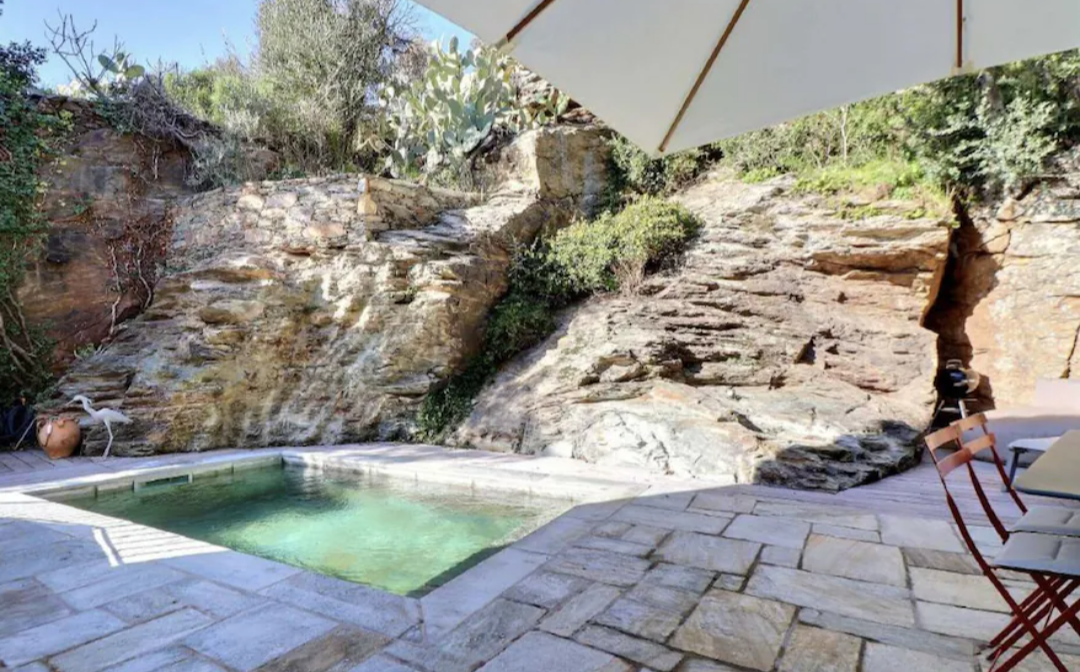 Maison avec piscine privée avec climatisation à Centuri 