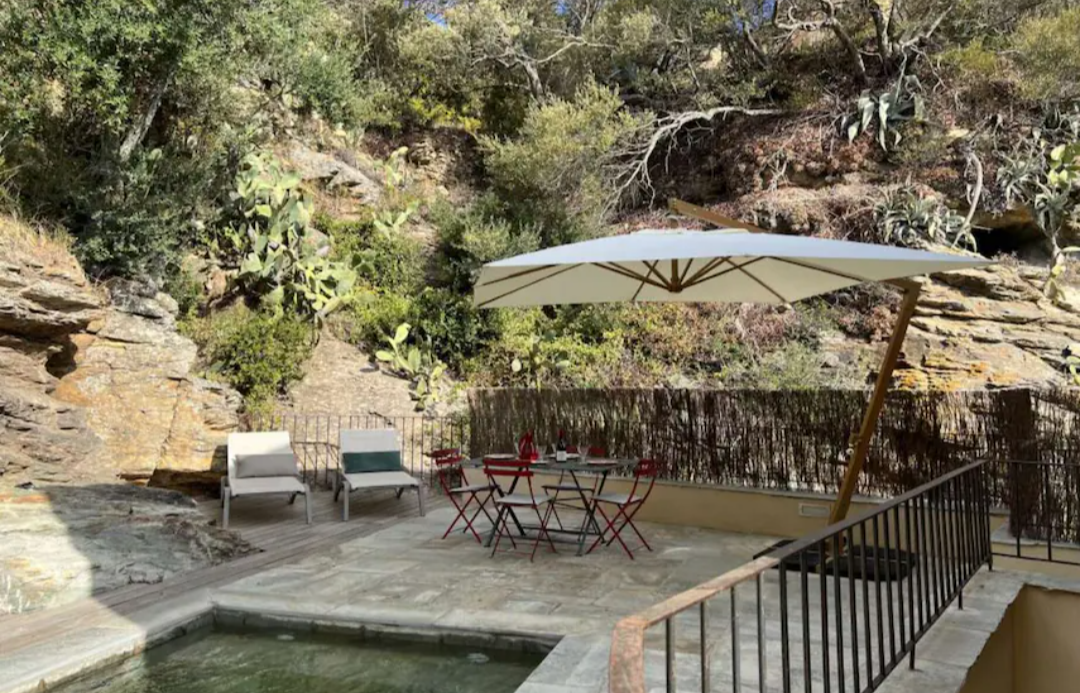 Villa familiale avec piscine privée à Centuri 