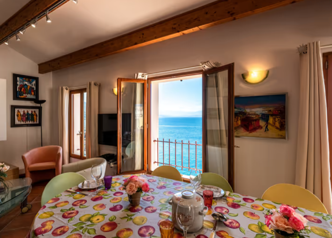 Villa familiale avec piscine privée à Centuri 